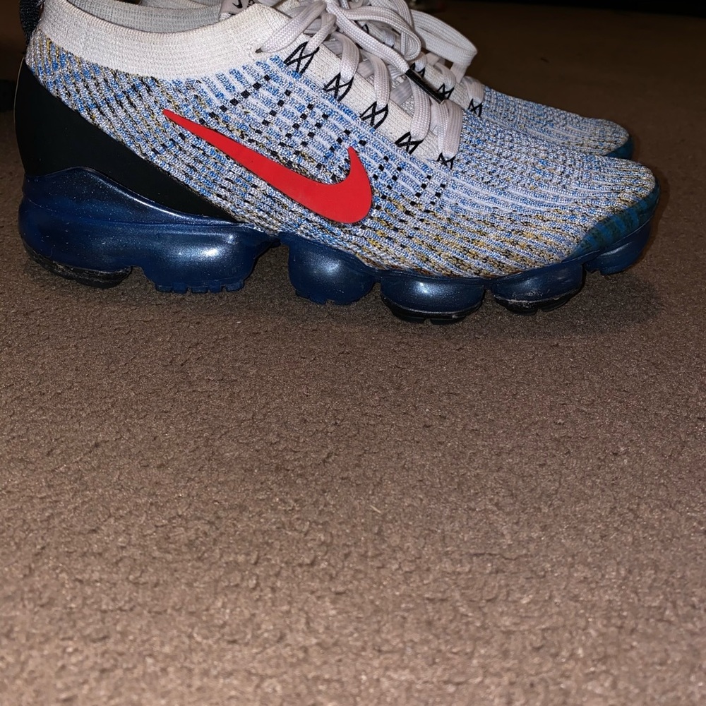 Nike vapormax!! great condition!